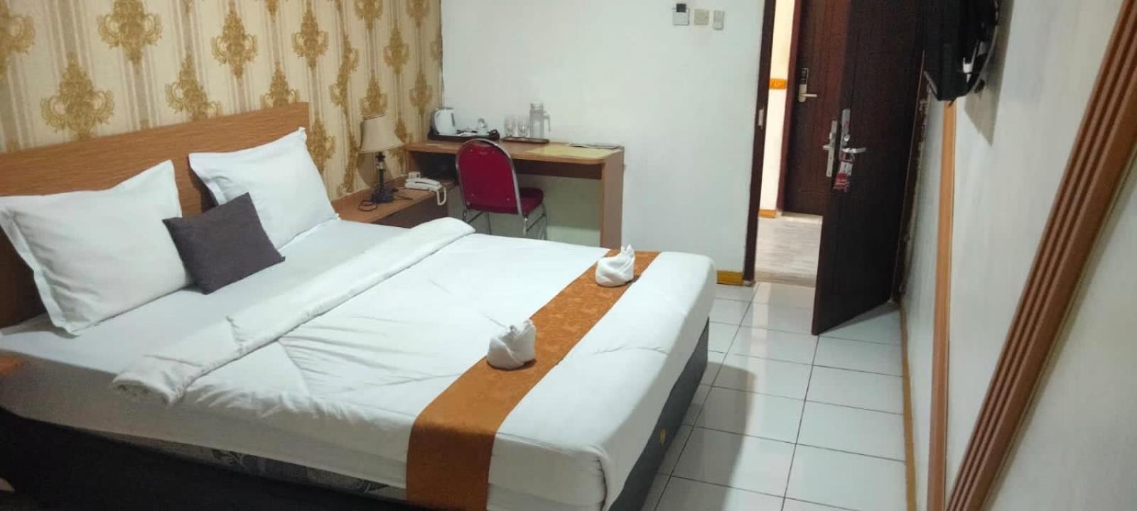Hotel Votel De'pratnya Kediri (East Java)